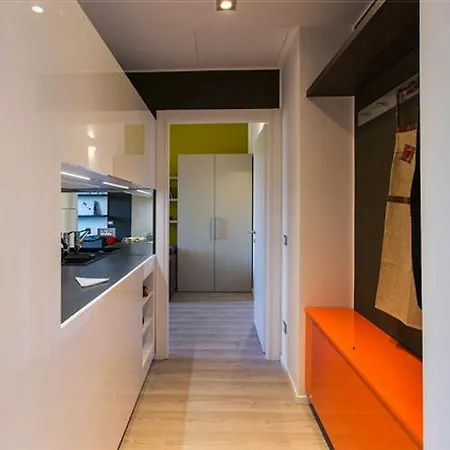Apartment Melozzo Milan